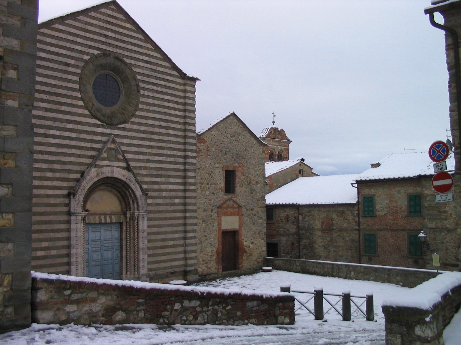 Aperture della Chiesa di San Francesco a Lucignano grazie alla collaborazione Comune - Pro Loco
